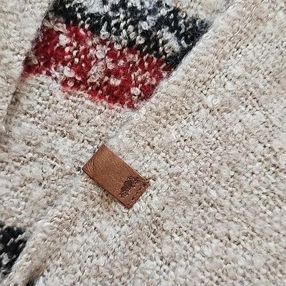 Roots Canada Cozycore Cape Poncho Wearable Blanket Sweater One Size - Picture 6 of 11